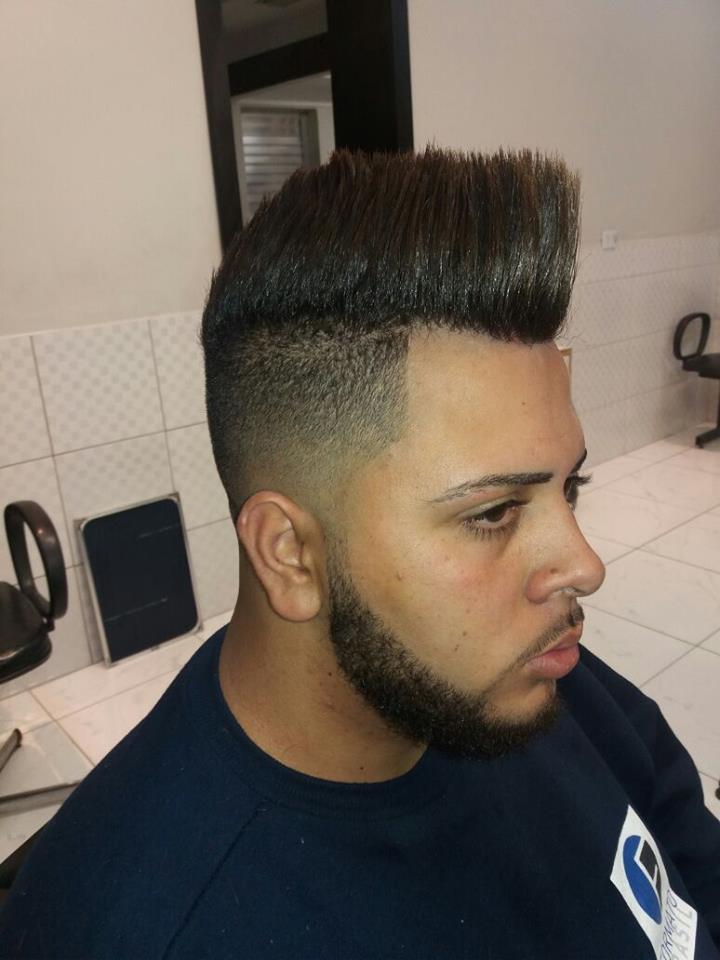 Importância do corte de cabelo profissional para a estética masculina -  Barbearia M51 - Barbearia em Tatuapé